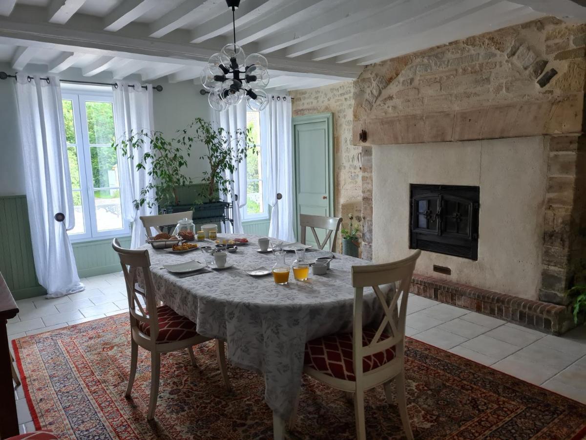 Mandeville-en-Bessin Domaine De La Cour Vautier Bed & Breakfast エクステリア 写真