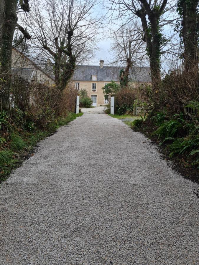 Mandeville-en-Bessin Domaine De La Cour Vautier Bed & Breakfast エクステリア 写真